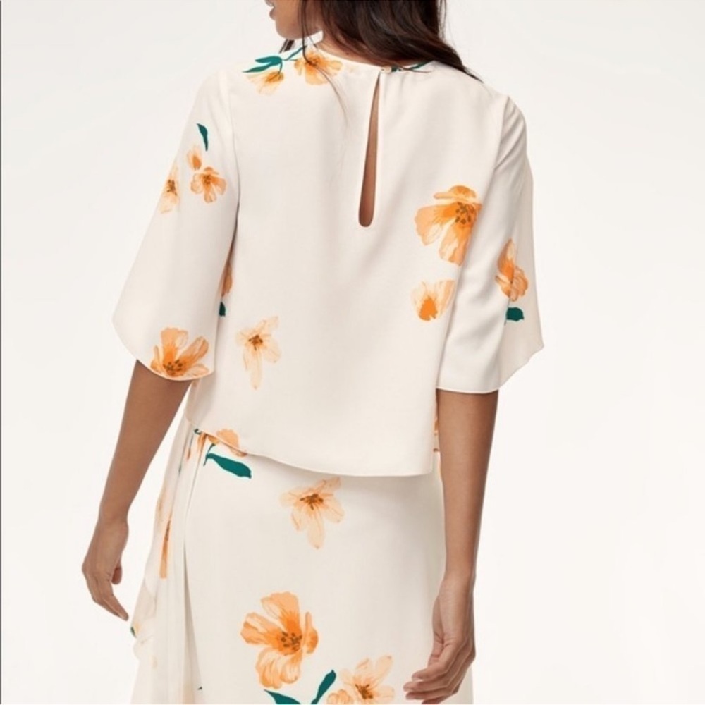 Aritzia Wilfred Cambrai Blouse- Bell Sleeve Floral Blouse